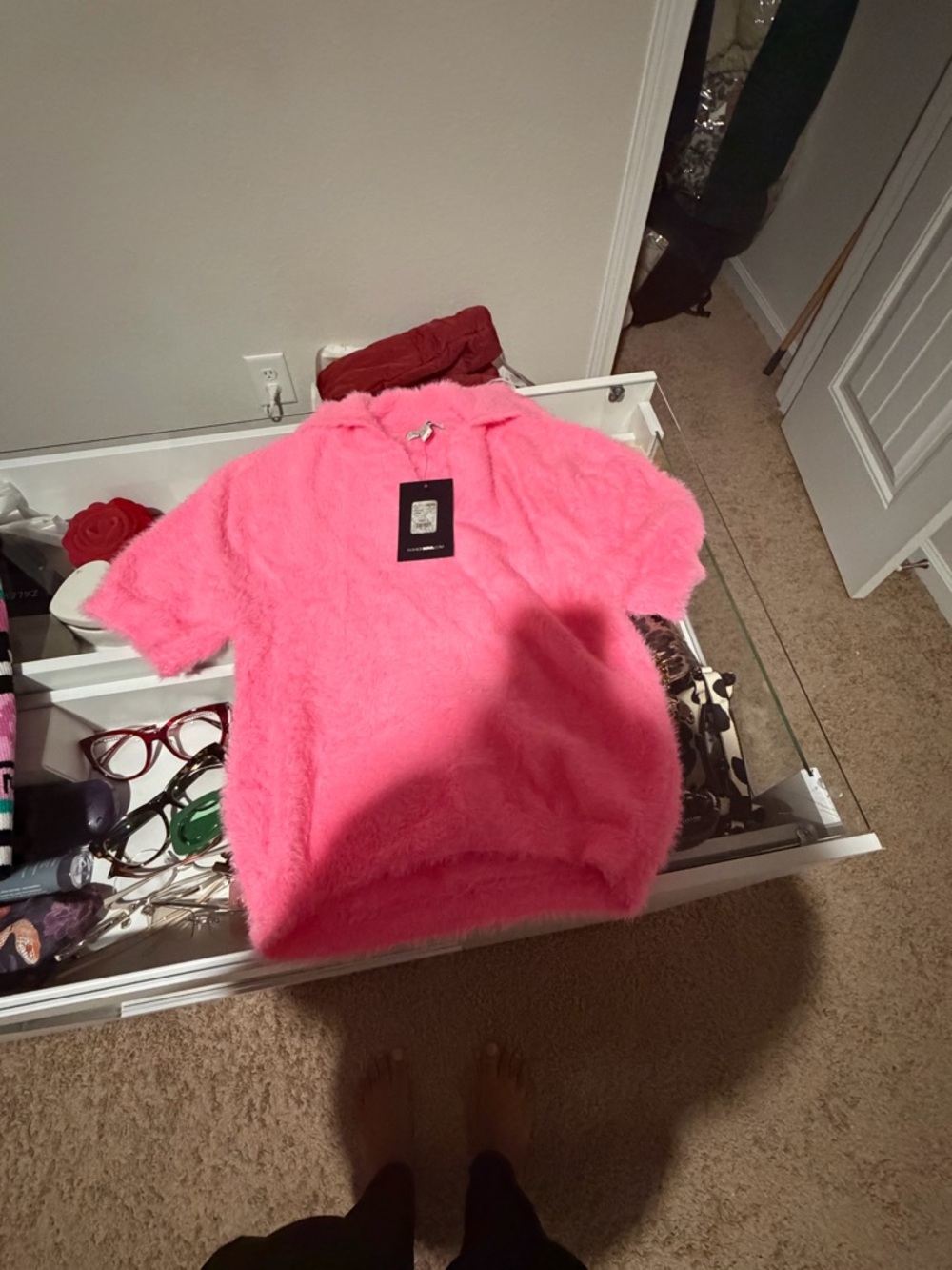 Fashion Nova Plush Short-Sleeve Hoodie – Hot Pink